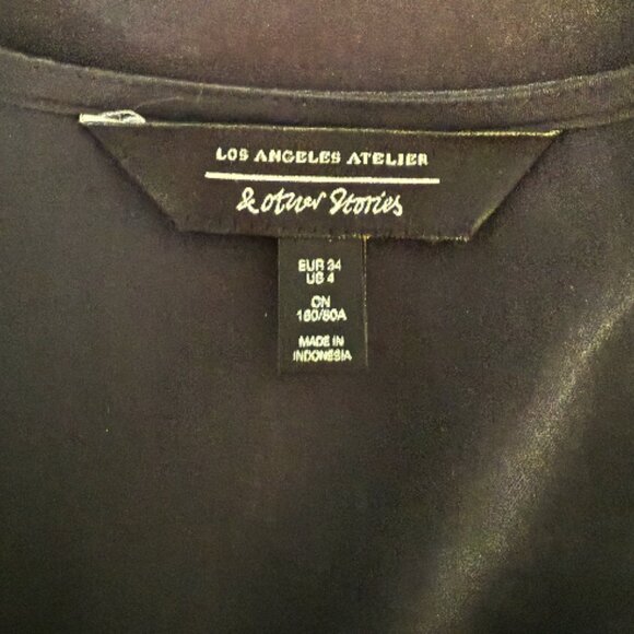 & Other Stories Black Mini Dress – Silky material and flattering Fit - Picture 5 of 7